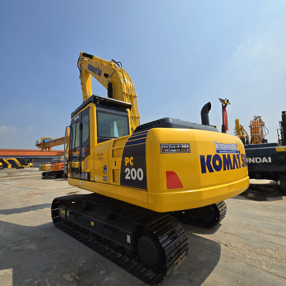 KOMATSU PC200-8 - Багер: слика 4 KOMATSU PC200-8 - Багер: слика 4