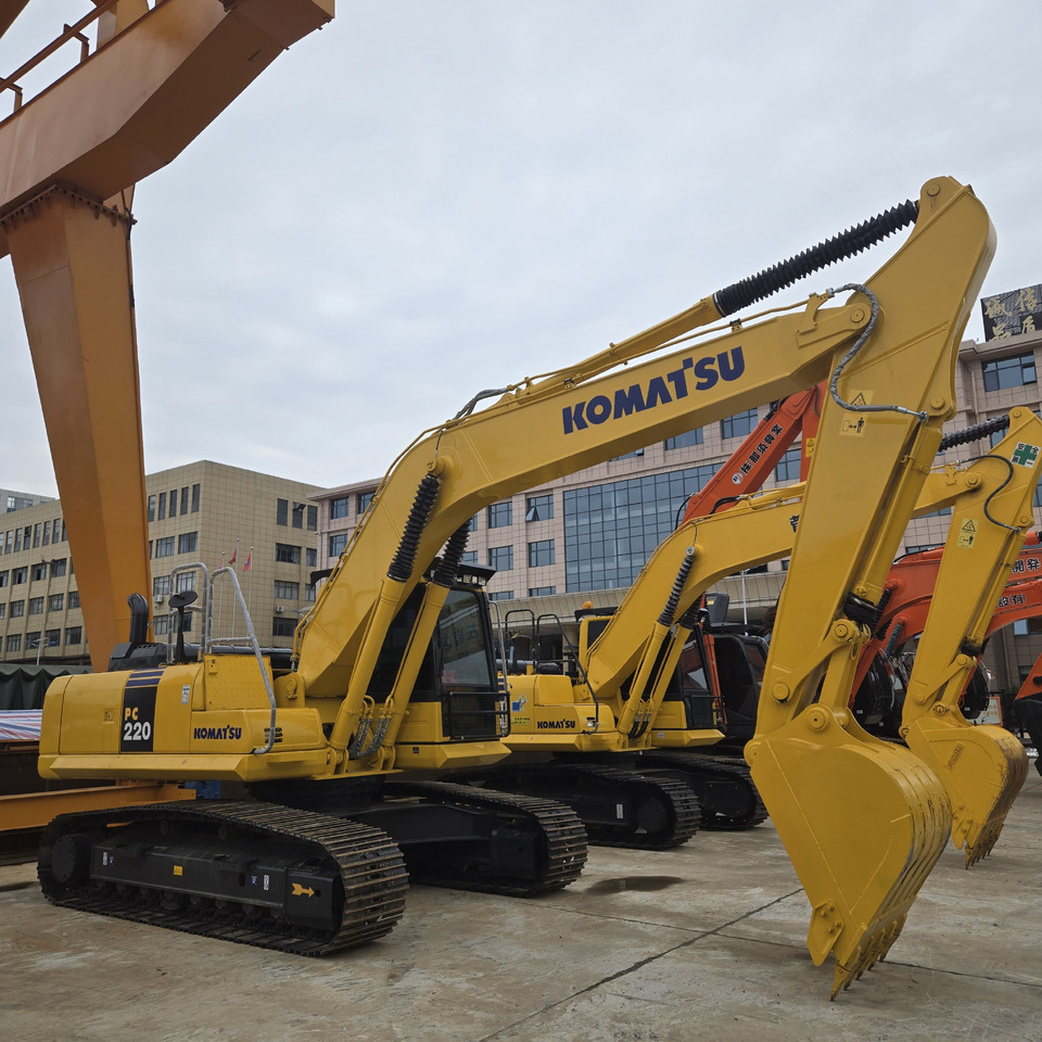 KOMATSU PC220-8 - Багер: слика 5 KOMATSU PC220-8 - Багер: слика 5