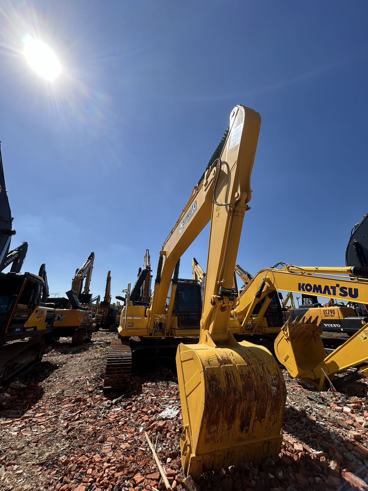 KOMATSU PC240-8 - Багер: слика 4 KOMATSU PC240-8 - Багер: слика 4