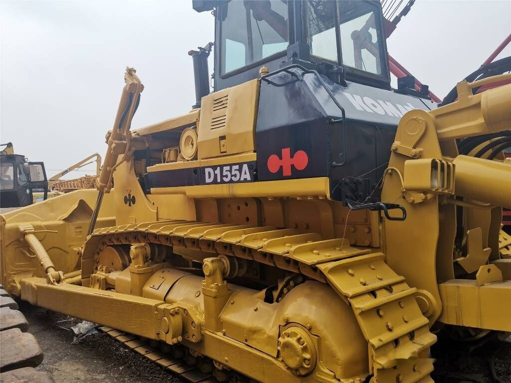Komatsu D155A-2 - Булдожер: слика 2 Komatsu D155A-2 - Булдожер: слика 2