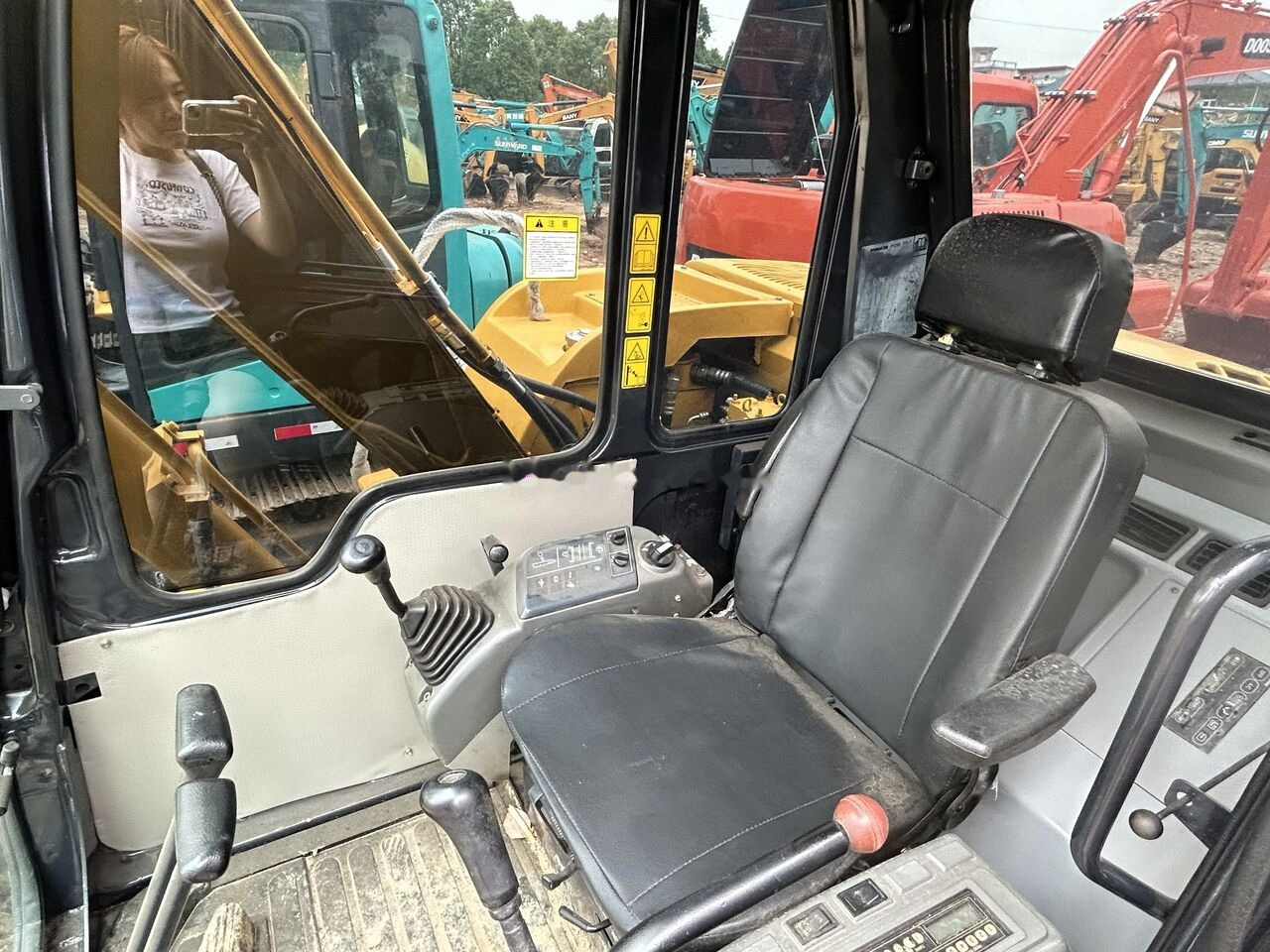 Komatsu PC60 - Багер гасеничар: слика 3 Komatsu PC60 - Багер гасеничар: слика 3