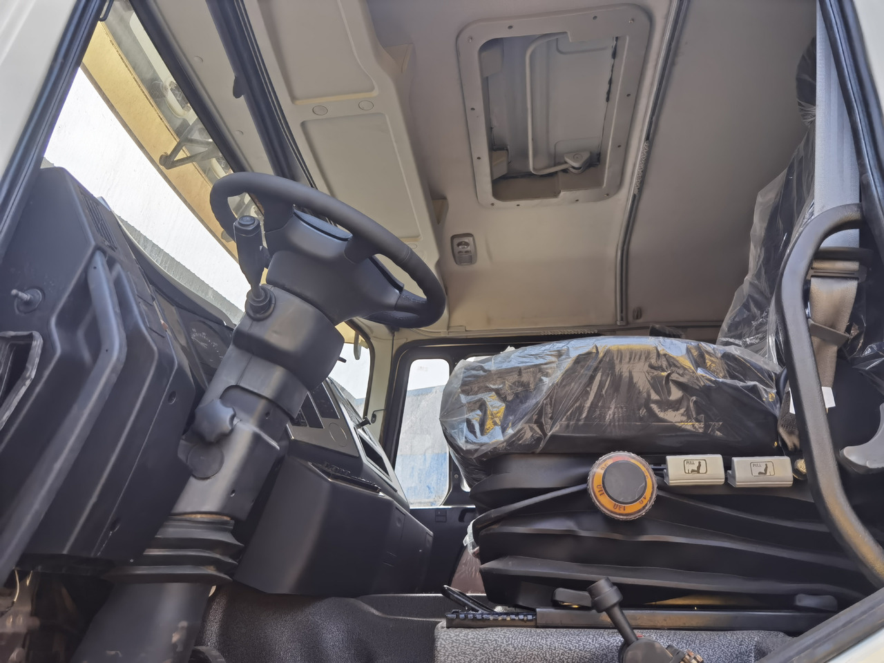 SHACMAN 8*4 Dump truck - Кипер: слика 5 SHACMAN 8*4 Dump truck - Кипер: слика 5