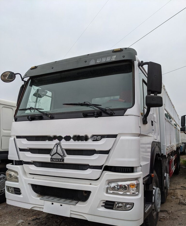 Sinotruk HOWO 8*4 Fence Truck - Камион со платформа: слика 2 Sinotruk HOWO 8*4 Fence Truck - Камион со платформа: слика 2