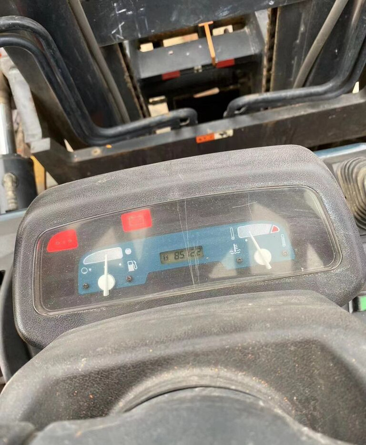 Toyota FD50 - Дизел вилушкар: слика 5 Toyota FD50 - Дизел вилушкар: слика 5