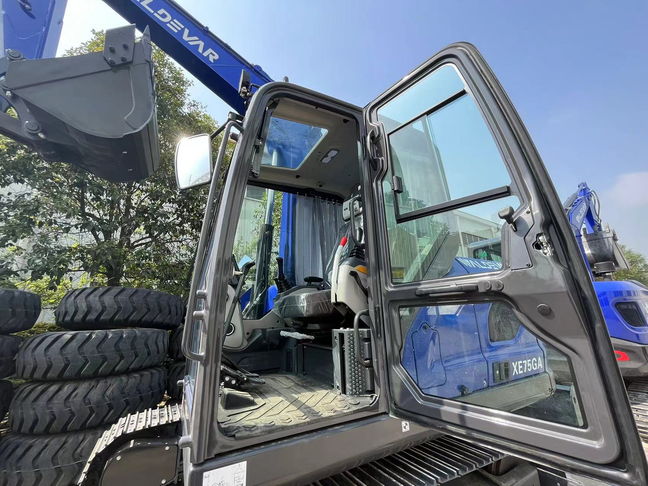 XCMG XE75GA - Багер гасеничар: слика 5 XCMG XE75GA - Багер гасеничар: слика 5