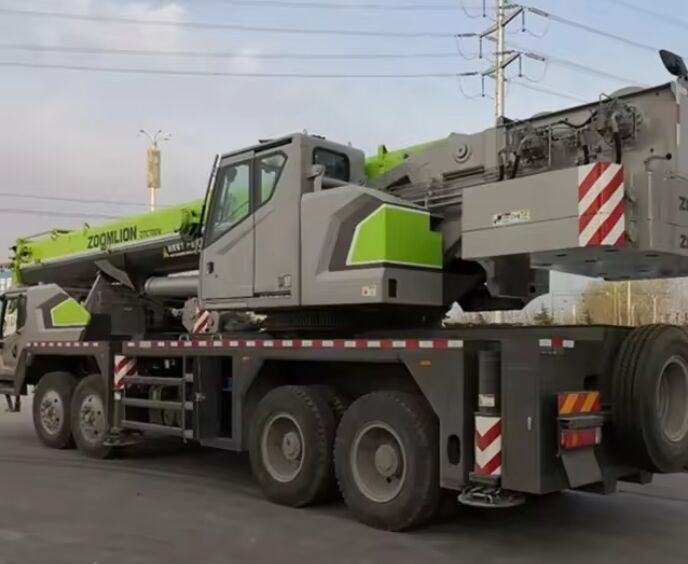 Zoomlion ZTC 700V - Мобилен кран: слика 2 Zoomlion ZTC 700V - Мобилен кран: слика 2