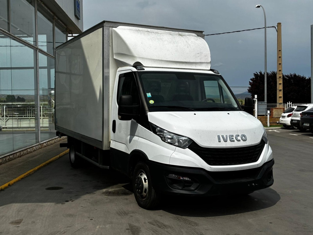 Caja cerrada IVECO 35C16 20m3 - Комбе фургон: слика 3 Caja cerrada IVECO 35C16 20m3 - Комбе фургон: слика 3