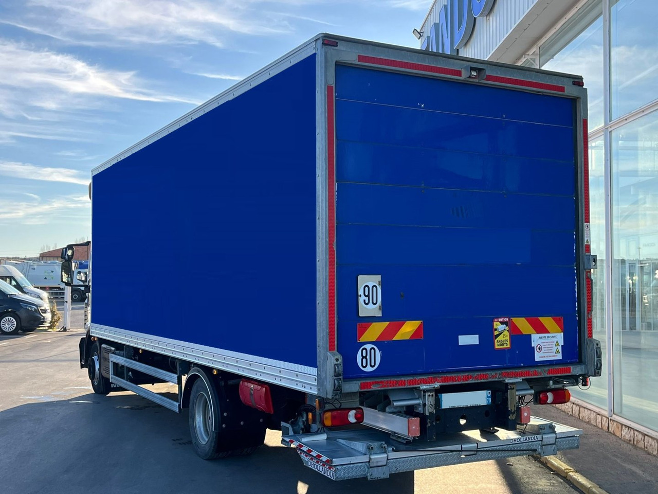 Caja cerrada IVECO Eurocargo ML 120 E22 - Камион сандучар: слика 2 Caja cerrada IVECO Eurocargo ML 120 E22 - Камион сандучар: слика 2