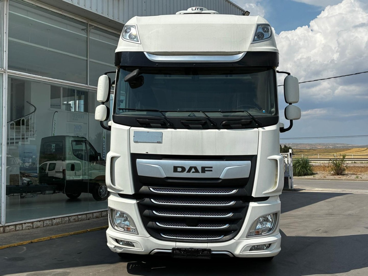 Cabeza Tractora DAF 480 AUTOMATICA CON INTARDER - Камион влекач: слика 2 Cabeza Tractora DAF 480 AUTOMATICA CON INTARDER - Камион влекач: слика 2