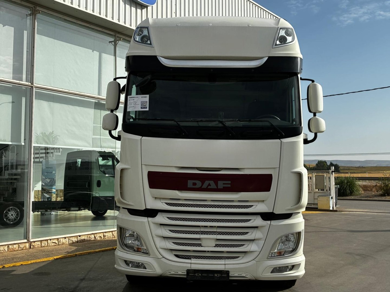 Cabeza Tractora DAF 480 SUPER SPACE CAB AUTOMATICA CON INTARDER - Камион влекач: слика 2 Cabeza Tractora DAF 480 SUPER SPACE CAB AUTOMATICA CON INTARDER - Камион влекач: слика 2