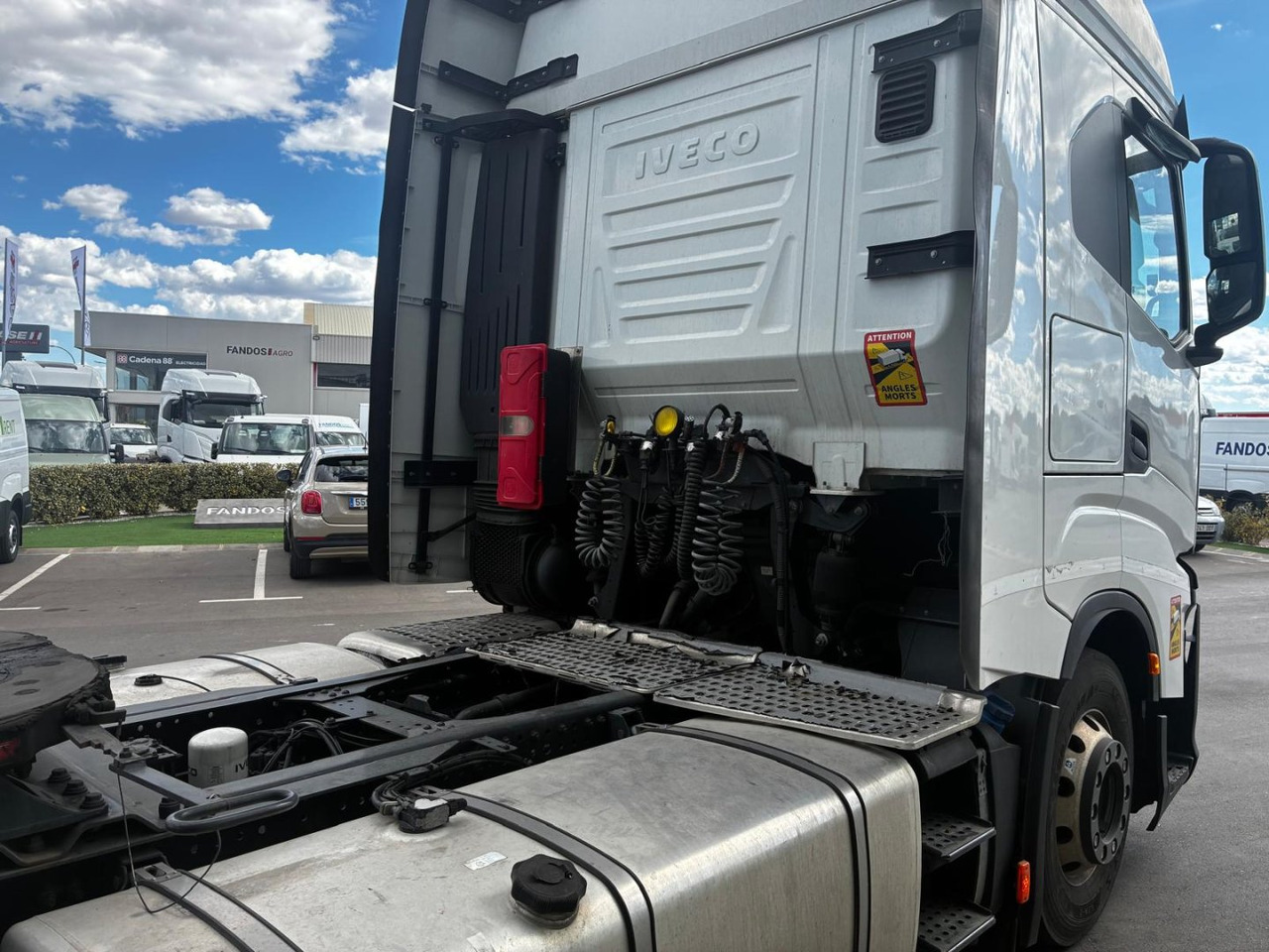 Cabeza Tractora IVECO 460 AUTOMATICO INTARDER ADR - Камион влекач: слика 5 Cabeza Tractora IVECO 460 AUTOMATICO INTARDER ADR - Камион влекач: слика 5