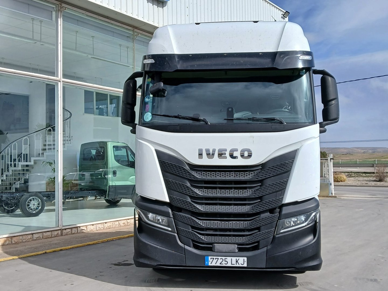 Cabeza Tractora IVECO 460 AUTOMATICO INTARDER ADR - Камион влекач: слика 2 Cabeza Tractora IVECO 460 AUTOMATICO INTARDER ADR - Камион влекач: слика 2