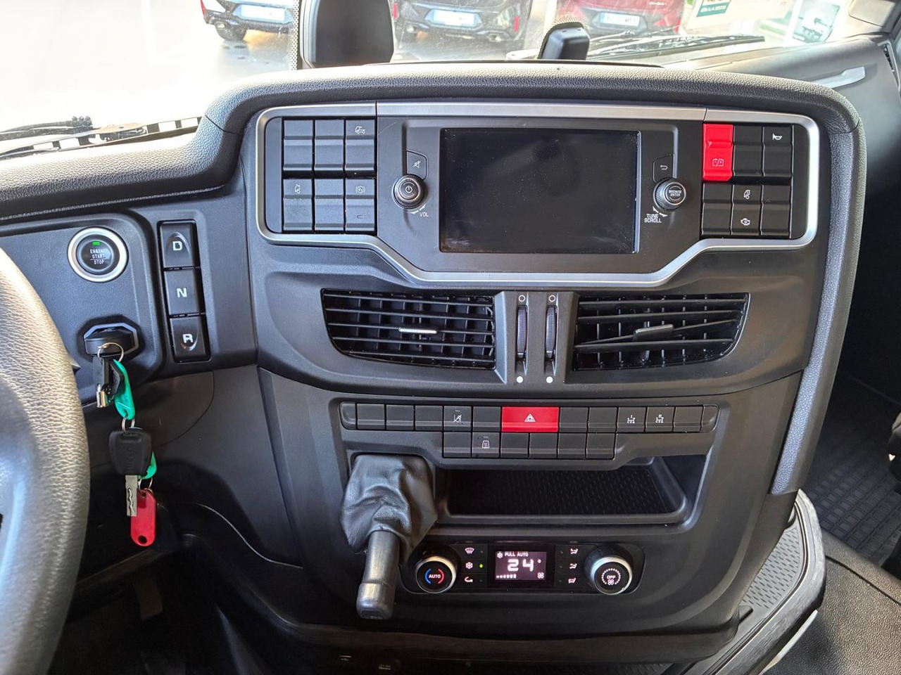 Камион влекач Cabeza Tractora IVECO 460 AUTOMATICO  INTARDER ADR: слика 19