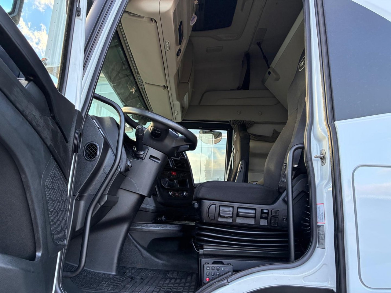 Камион влекач Cabeza Tractora IVECO 460 AUTOMATICO  INTARDER ADR: слика 17