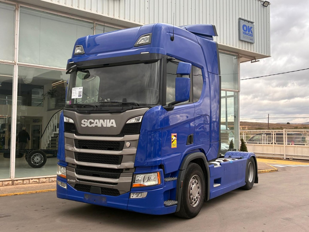 Cabeza Tractora Scania R450 AUTOMATICO-INTARDER - Камион влекач: слика 1 Cabeza Tractora Scania R450 AUTOMATICO-INTARDER - Камион влекач: слика 1