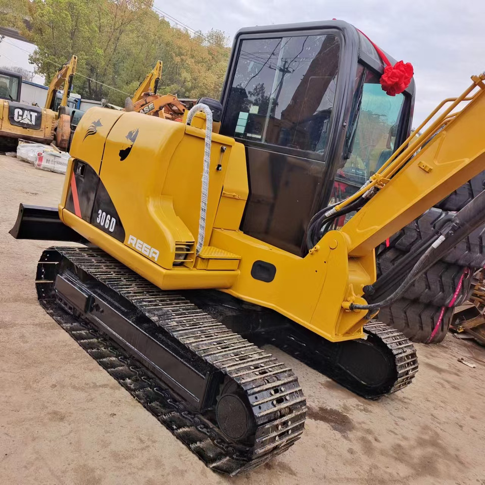 CAT 306D - Мини багер: слика 4 CAT 306D - Мини багер: слика 4