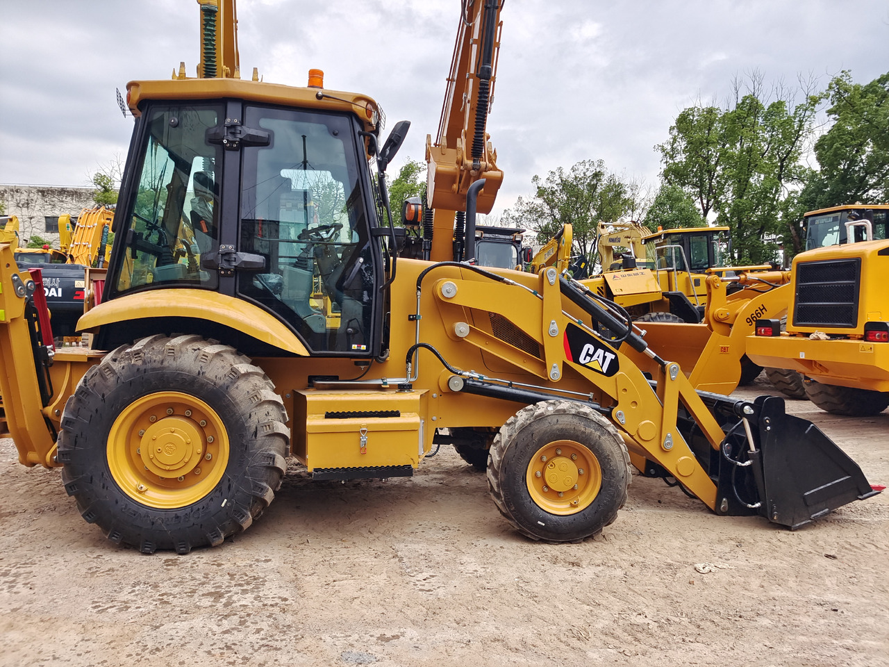 CAT 420F BRAND NEW - Ровокопач: слика 1 CAT 420F BRAND NEW - Ровокопач: слика 1