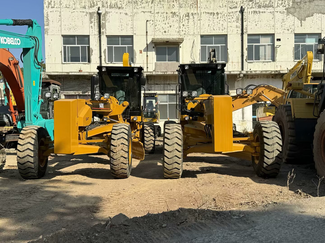 CATERPILLAR 140K CAT 140 K 140G 140H - Порамнувач: слика 2 CATERPILLAR 140K CAT 140 K 140G 140H - Порамнувач: слика 2