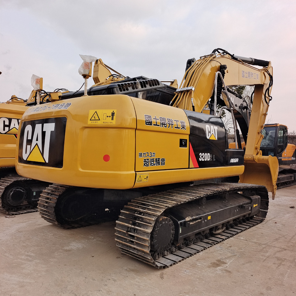 CATERPILLAR 320 D 2 L CAT 320D2L - Багер гасеничар: слика 1 CATERPILLAR 320 D 2 L CAT 320D2L - Багер гасеничар: слика 1