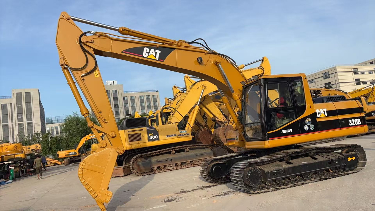 CATERPILLAR 320BL - Багер гасеничар: слика 4 CATERPILLAR 320BL - Багер гасеничар: слика 4