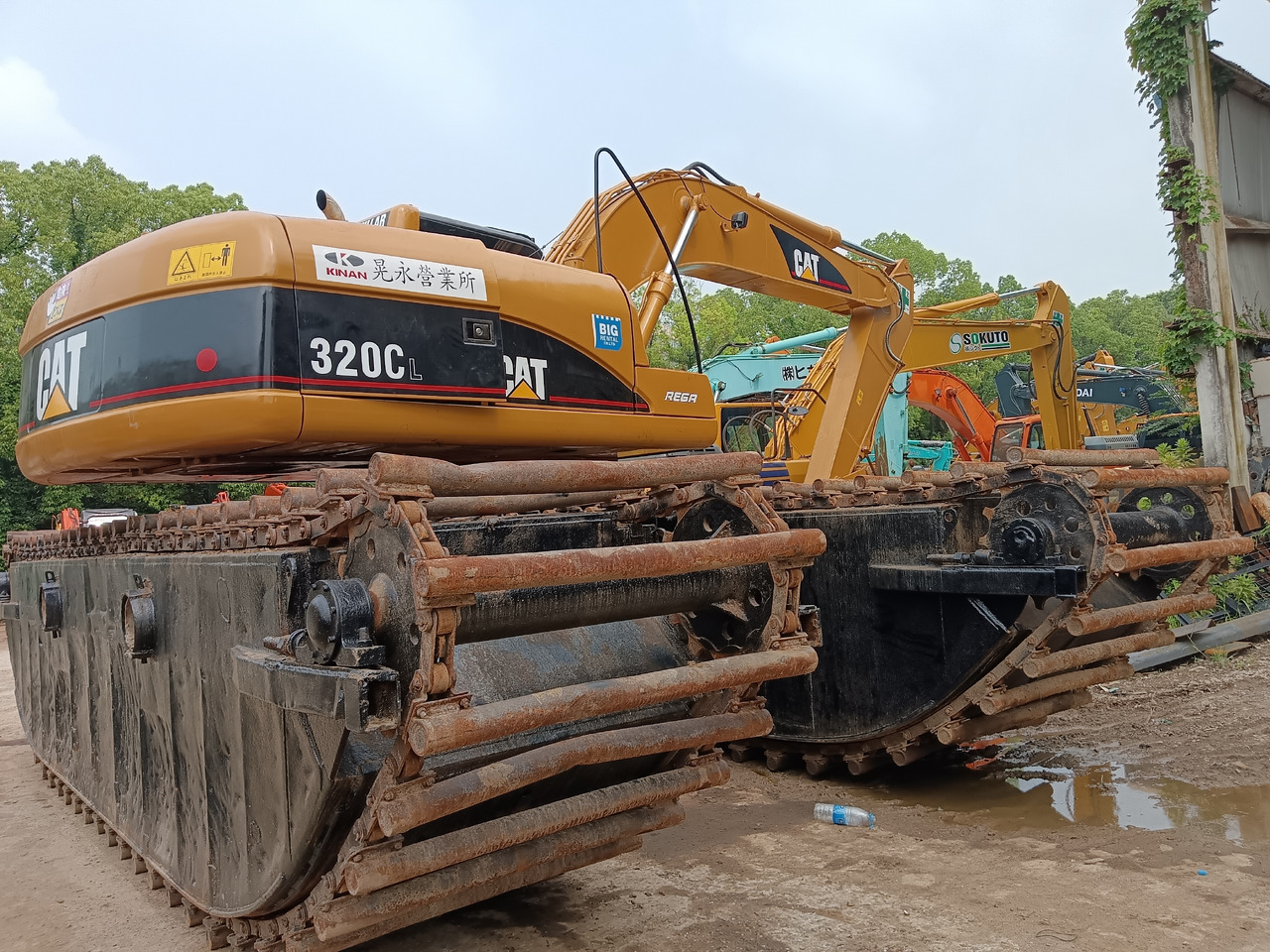 CATERPILLAR 320CL CAT DREDGER Customizable - Амфибиски багер: слика 1 CATERPILLAR 320CL CAT DREDGER Customizable - Амфибиски багер: слика 1