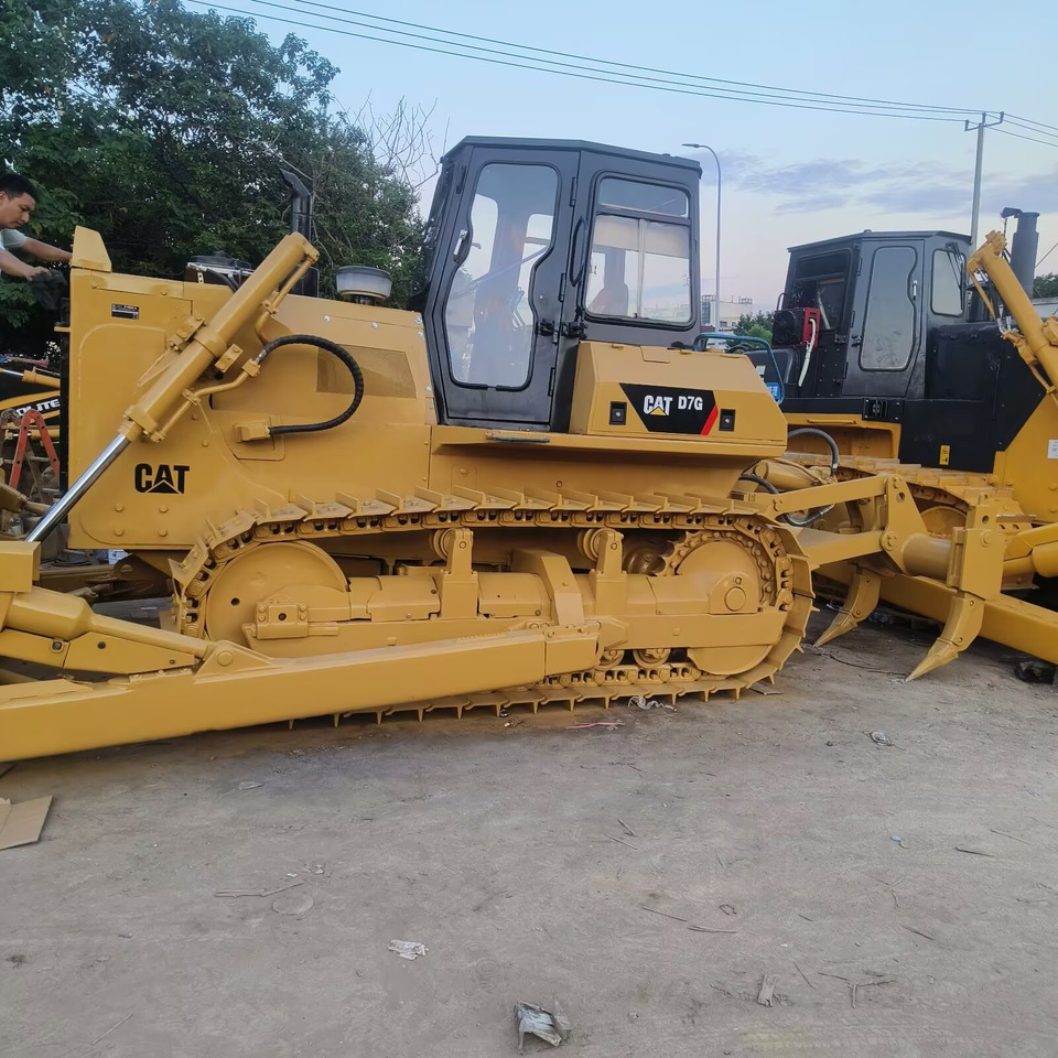 CATERPILLAR D7G CAT - Булдожер: слика 2 CATERPILLAR D7G CAT - Булдожер: слика 2
