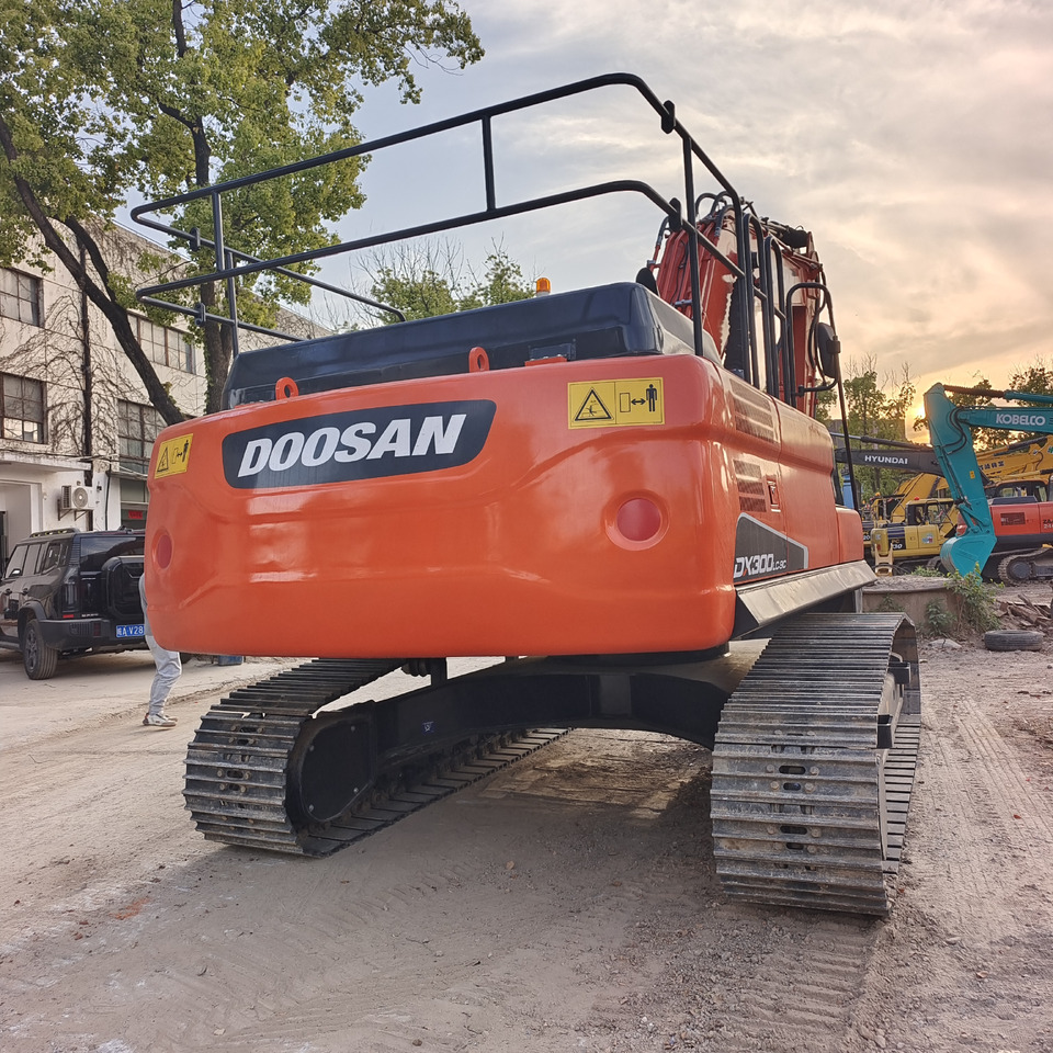 DOOSAN DX300LC-9C DX300 LCA DX340 DX225 - Багер гасеничар: слика 4 DOOSAN DX300LC-9C DX300 LCA DX340 DX225 - Багер гасеничар: слика 4