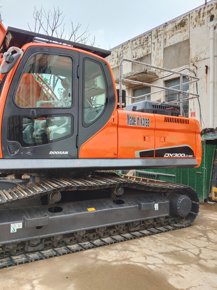 DOOSAN DX300LC-9C DX300 LCA DX340 DX225 - Багер гасеничар: слика 3 DOOSAN DX300LC-9C DX300 LCA DX340 DX225 - Багер гасеничар: слика 3