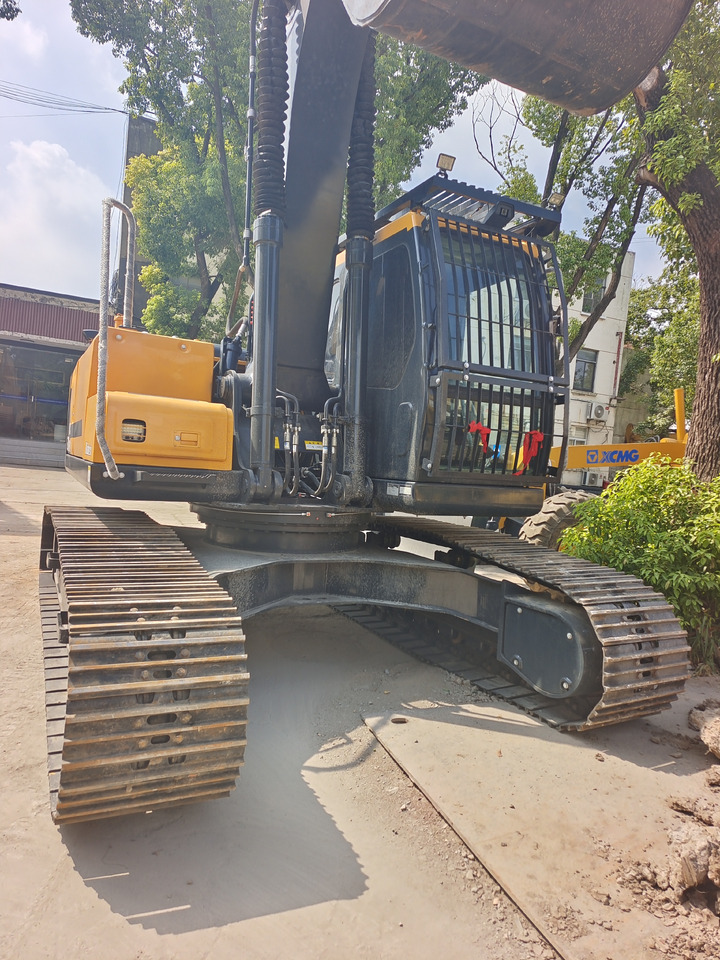 HYUNDAI 220 WITH 4 CAMERAS REVIEW REVERSE HX220HD HX225HD 220LC-9S - Багер гасеничар: слика 5 HYUNDAI 220 WITH 4 CAMERAS REVIEW REVERSE HX220HD HX225HD 220LC-9S - Багер гасеничар: слика 5