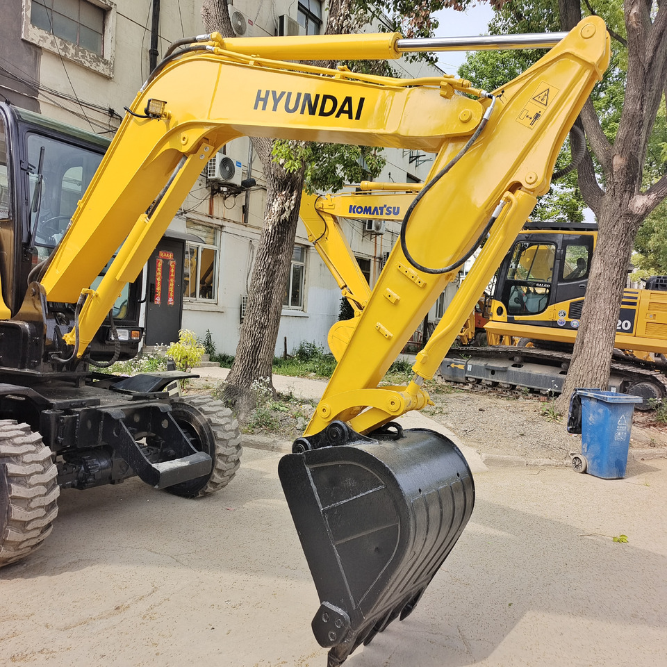 HYUNDAI R60-9 - Багер на тркала: слика 2 HYUNDAI R60-9 - Багер на тркала: слика 2