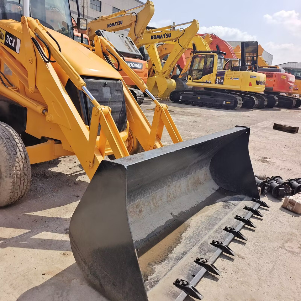 JCB 3CX MADE IN UK - Ровокопач: слика 5 JCB 3CX MADE IN UK - Ровокопач: слика 5
