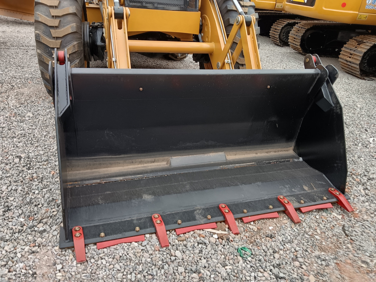 JCB 4CX BRAND NEW - Ровокопач: слика 2 JCB 4CX BRAND NEW - Ровокопач: слика 2