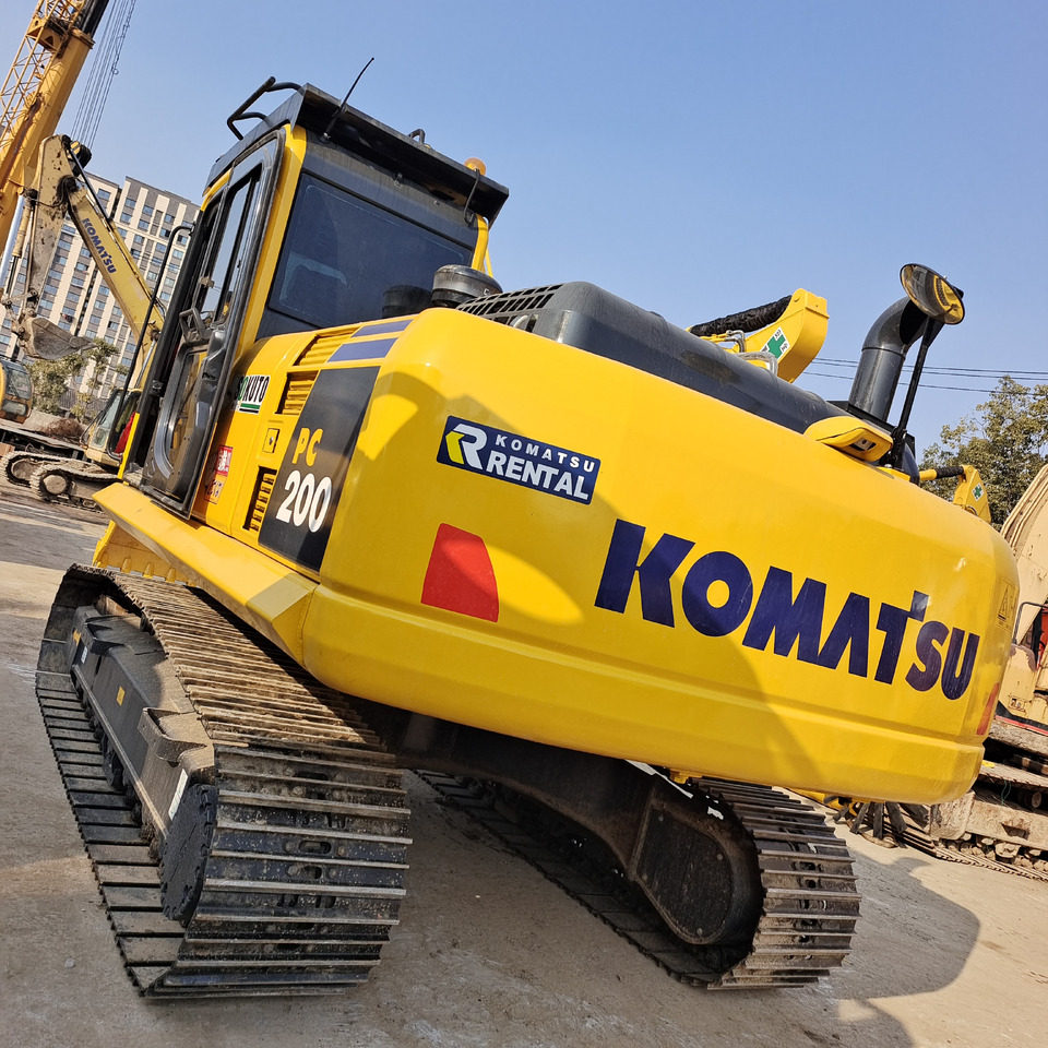 KOMATSU PC200-8 PC210 PC220 - Багер гасеничар: слика 4 KOMATSU PC200-8 PC210 PC220 - Багер гасеничар: слика 4