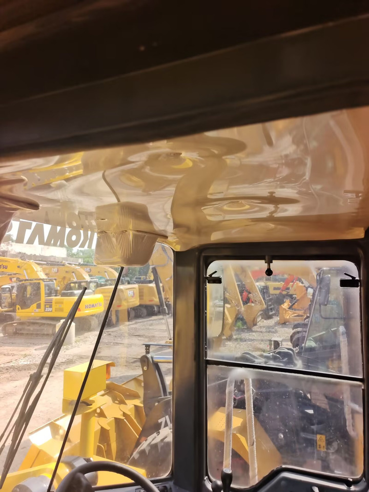 KOMATSU WA470-3 - Натоварувач на тркала: слика 5 KOMATSU WA470-3 - Натоварувач на тркала: слика 5