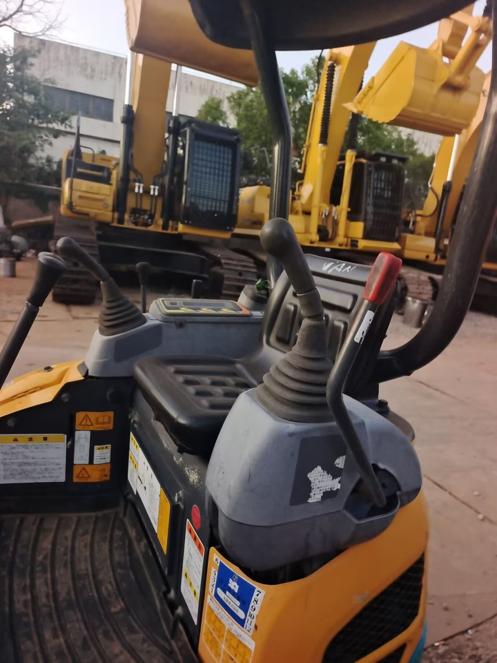 KUBOTA U17 - Мини багер: слика 3 KUBOTA U17 - Мини багер: слика 3