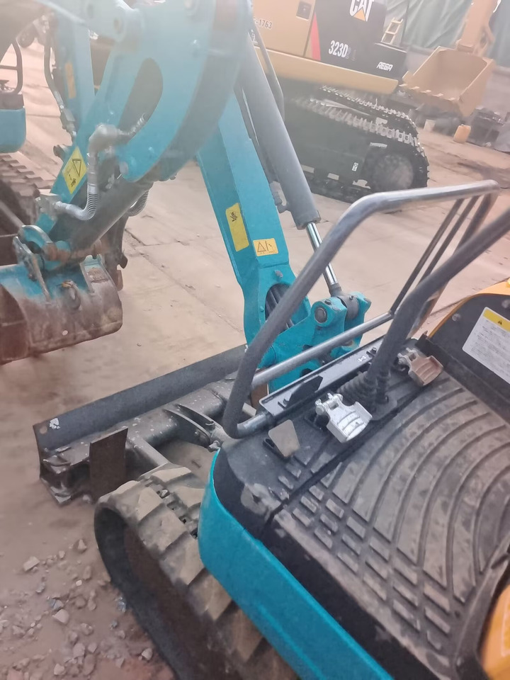 KUBOTA U17 - Мини багер: слика 2 KUBOTA U17 - Мини багер: слика 2