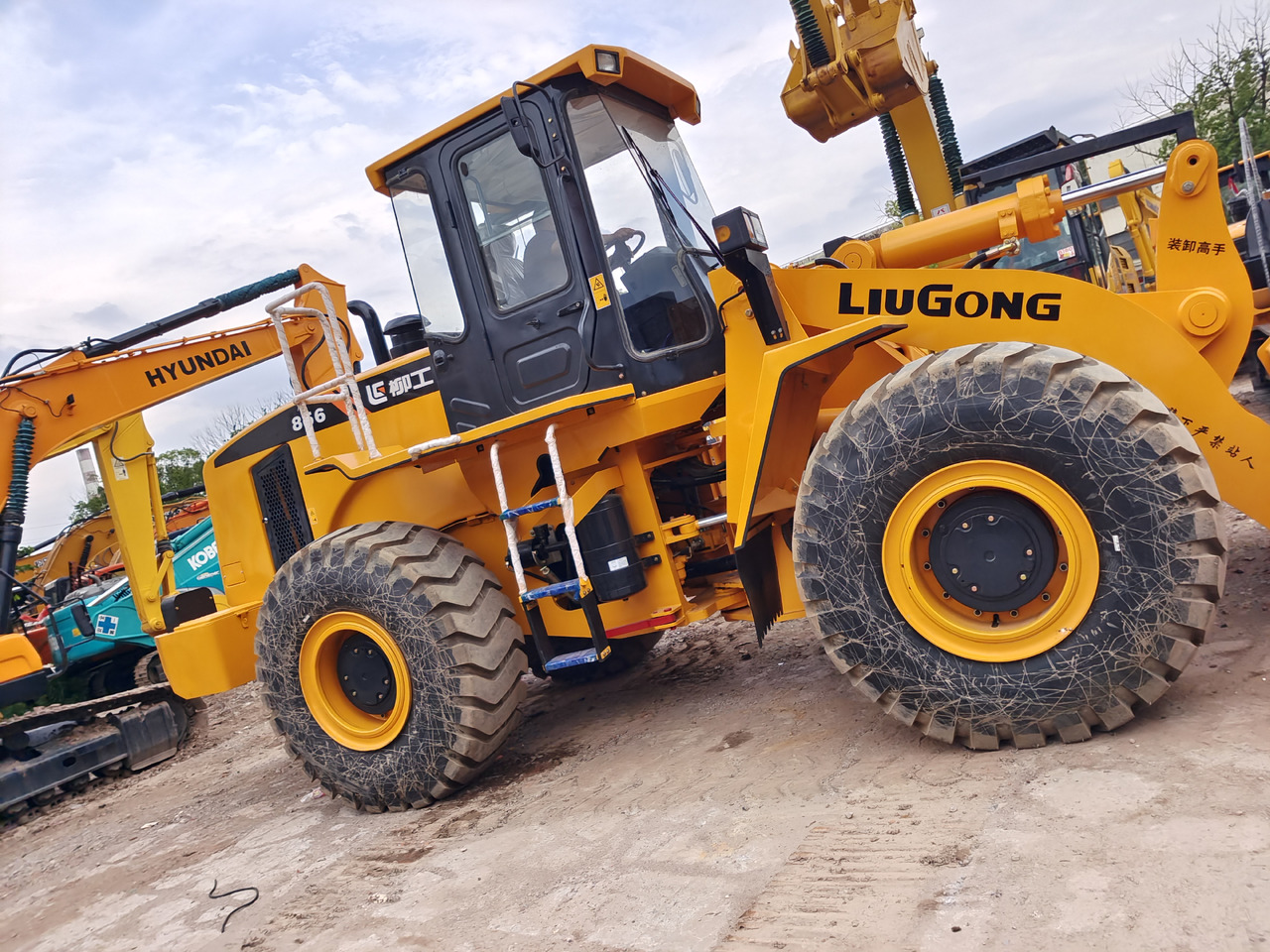 LIUGONG 856 CLG 856H - Натоварувач на тркала: слика 4 LIUGONG 856 CLG 856H - Натоварувач на тркала: слика 4