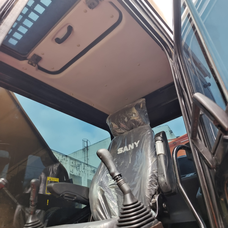 SANY SY 235C - Багер гасеничар: слика 3 SANY SY 235C - Багер гасеничар: слика 3