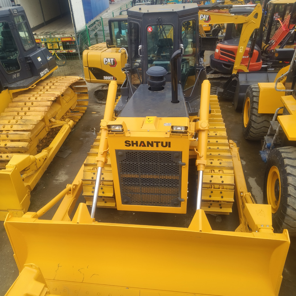 SHANTUI SD16 WITH RIPPER - Булдожер: слика 2 SHANTUI SD16 WITH RIPPER - Булдожер: слика 2