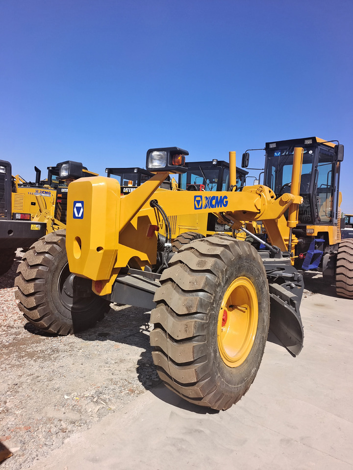 XCMG GR1803 - Порамнувач: слика 3 XCMG GR1803 - Порамнувач: слика 3