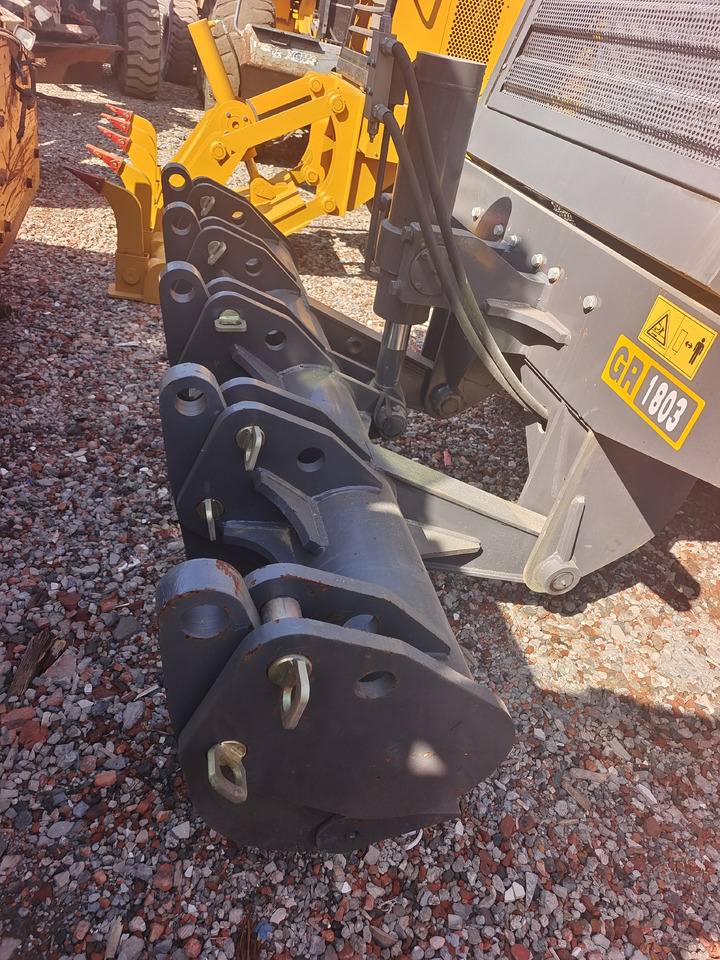 XCMG GR1803 WITH RIPPER - Порамнувач: слика 3 XCMG GR1803 WITH RIPPER - Порамнувач: слика 3