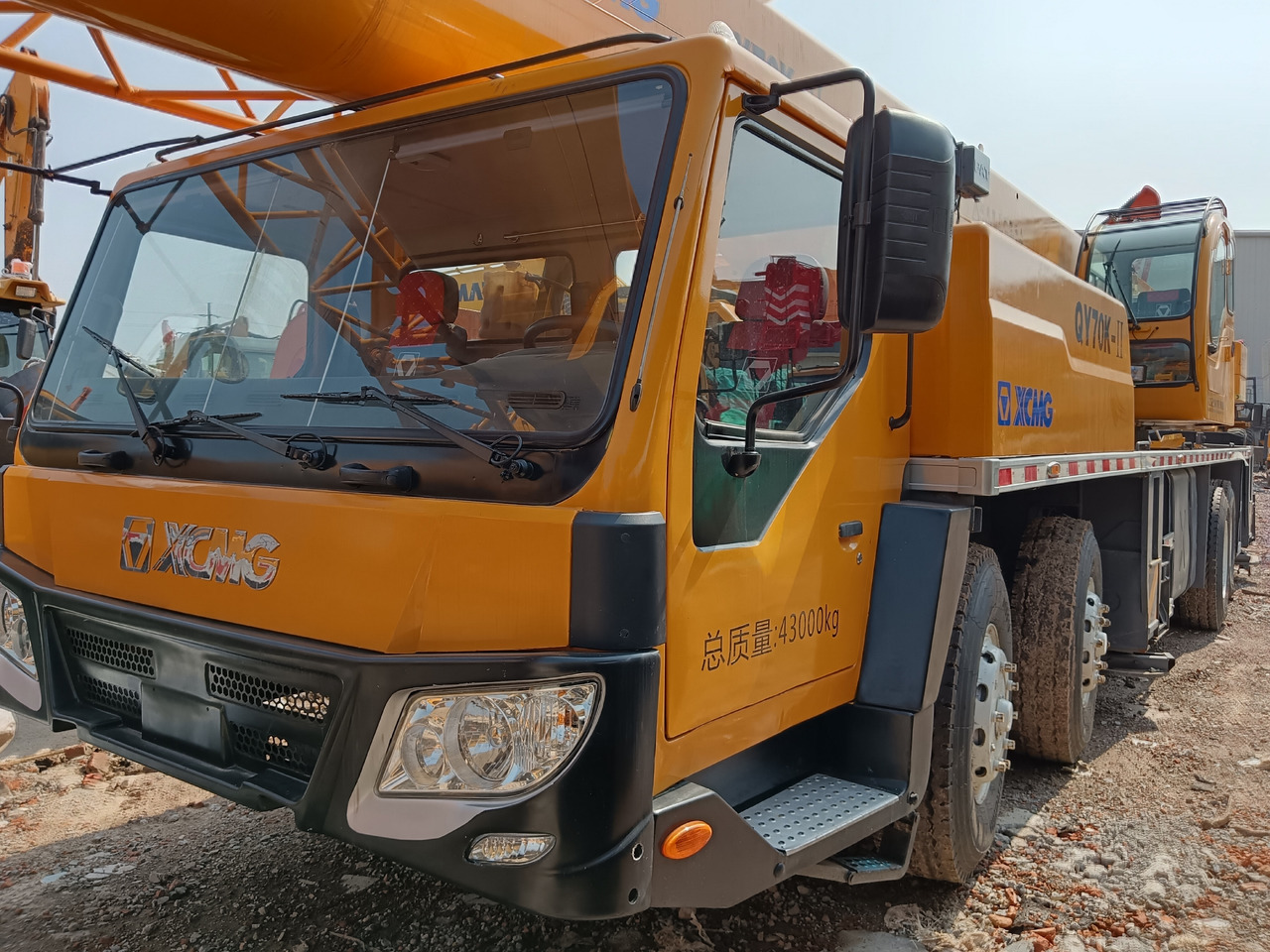 XCMG QY70K 70 TON - Мобилен кран: слика 3 XCMG QY70K 70 TON - Мобилен кран: слика 3
