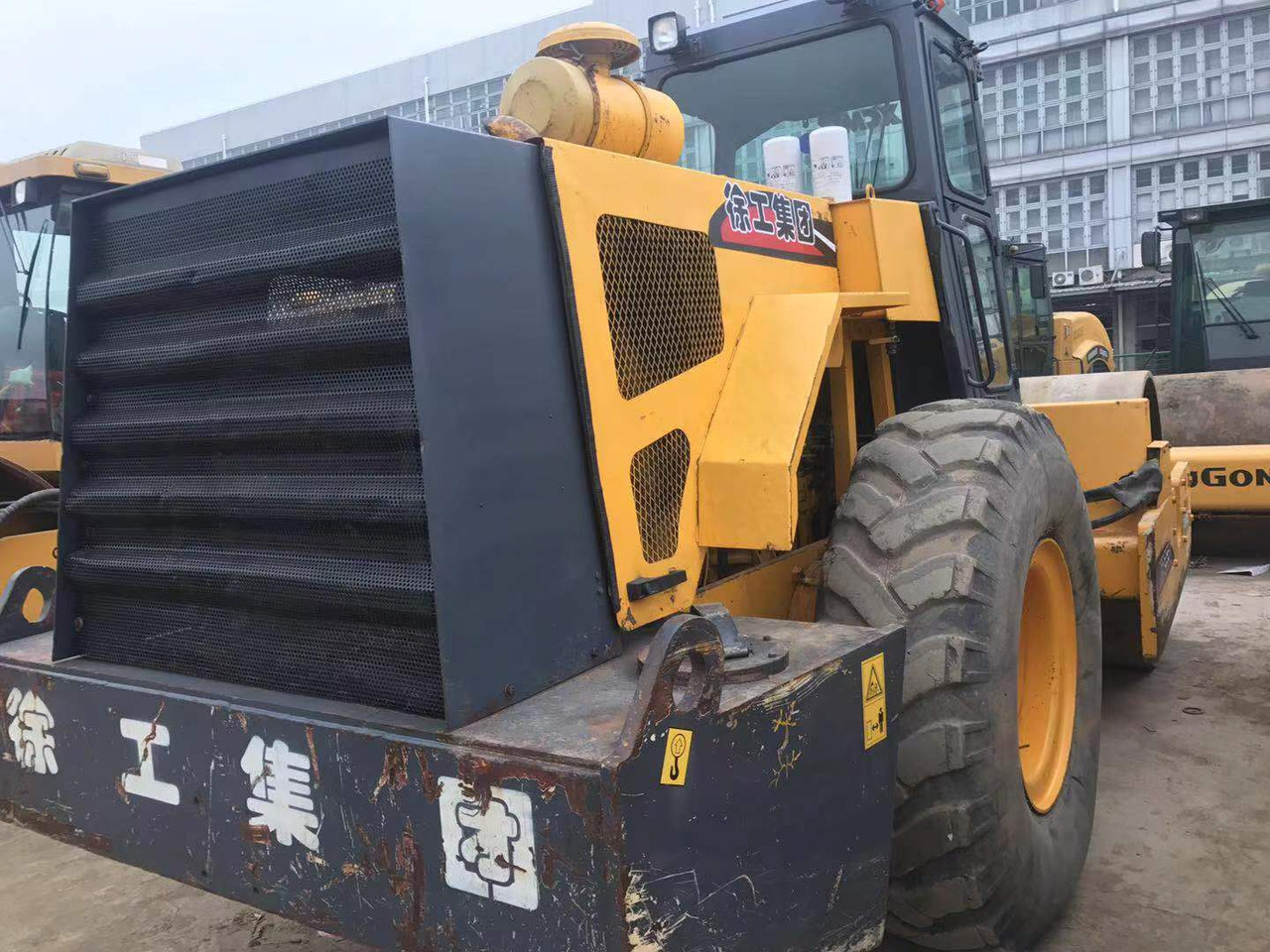 XCMG XS 263J - Ваљак за пат: слика 4 XCMG XS 263J - Ваљак за пат: слика 4