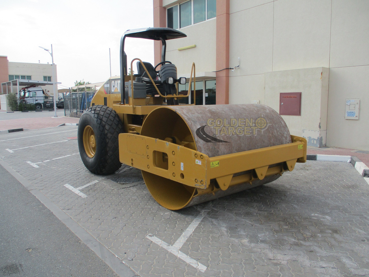 CATERPILLAR CS533E VIBRATORY ROLLER - Ваљак за пат: слика 1 CATERPILLAR CS533E VIBRATORY ROLLER - Ваљак за пат: слика 1