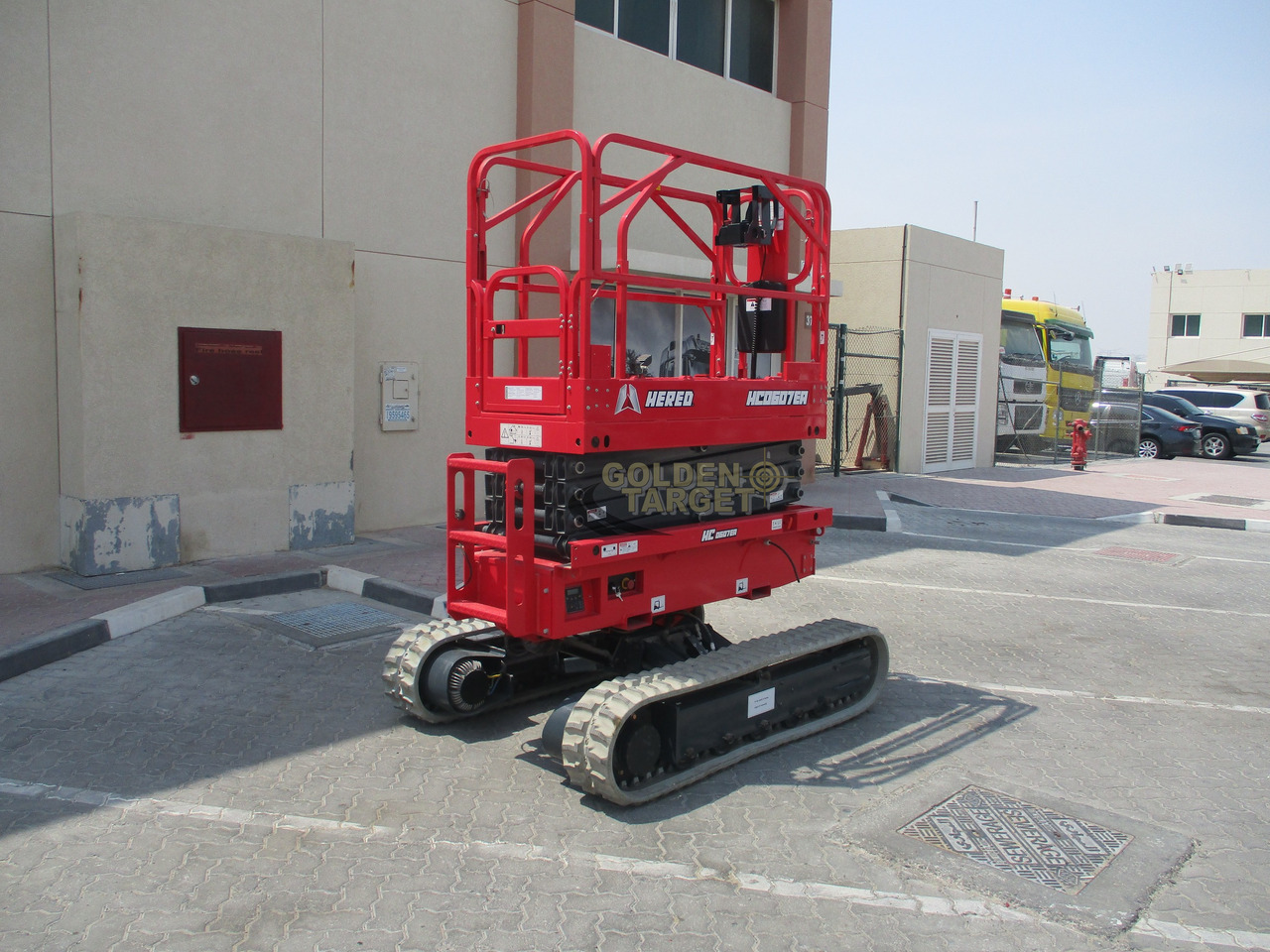 Hered HC0607EA Auto Level Crawler Scissor Lift - Кревач ножица: слика 3 Hered HC0607EA Auto Level Crawler Scissor Lift - Кревач ножица: слика 3