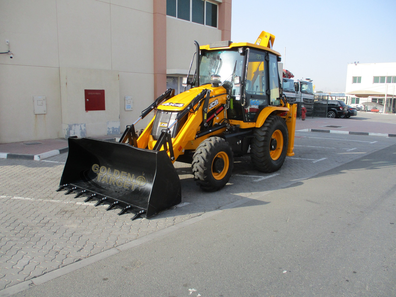 JCB 3DX PLUS 4×4 BACKHOE LOADER - Ровокопач: слика 2 JCB 3DX PLUS 4×4 BACKHOE LOADER - Ровокопач: слика 2
