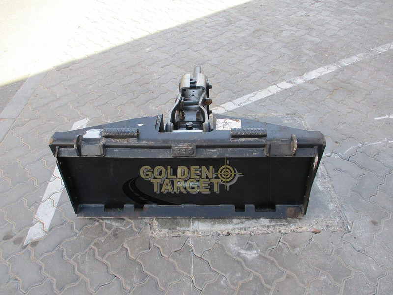 John Deere HB50 - Натоварувач: слика 4 John Deere HB50 - Натоварувач: слика 4