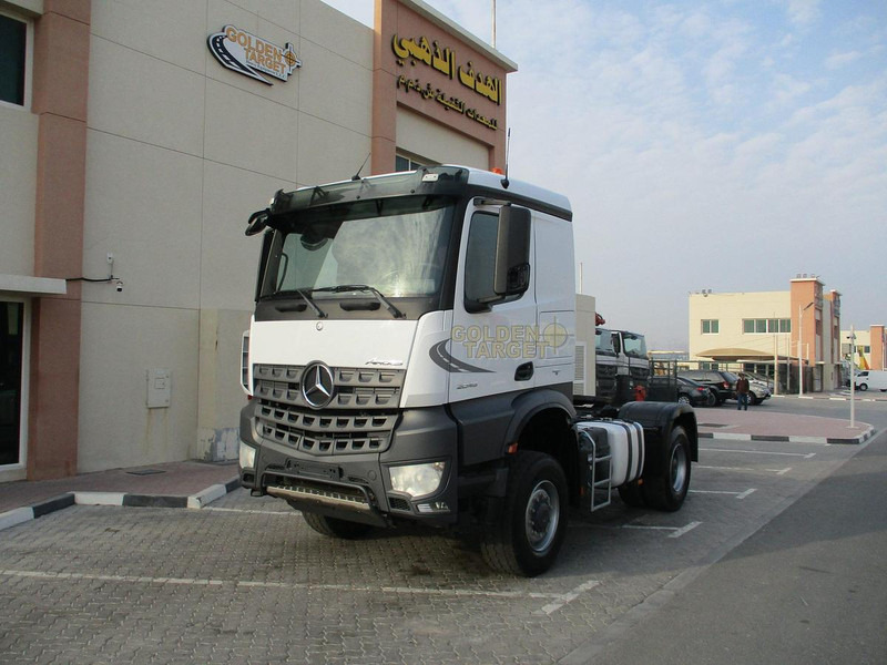 Mercedes-Benz Arocs 2045 - Камион: слика 2 Mercedes-Benz Arocs 2045 - Камион: слика 2