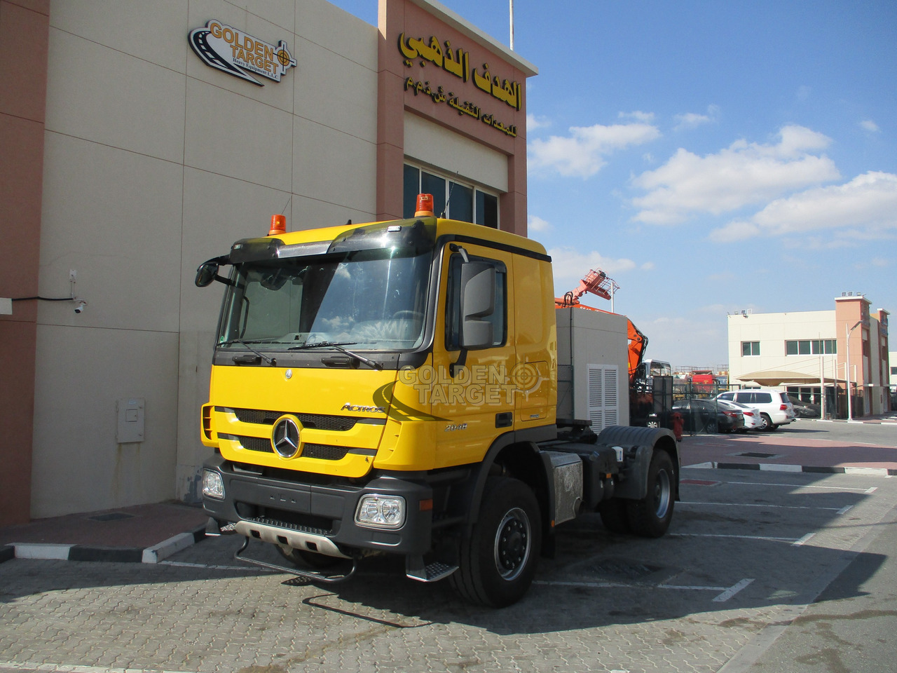 MERCEDES-BENZ Actros 2048 4x4 Head Truck - Камион влекач: слика 2 MERCEDES-BENZ Actros 2048 4x4 Head Truck - Камион влекач: слика 2