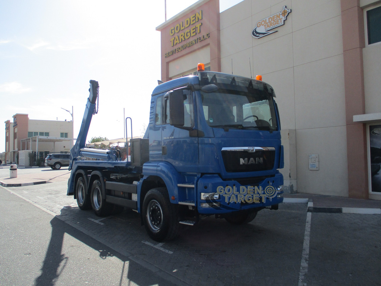 MAN TGS 26.440 6x4 Skip Loader - Камион за подигање контејнери: слика 1 MAN TGS 26.440 6x4 Skip Loader - Камион за подигање контејнери: слика 1